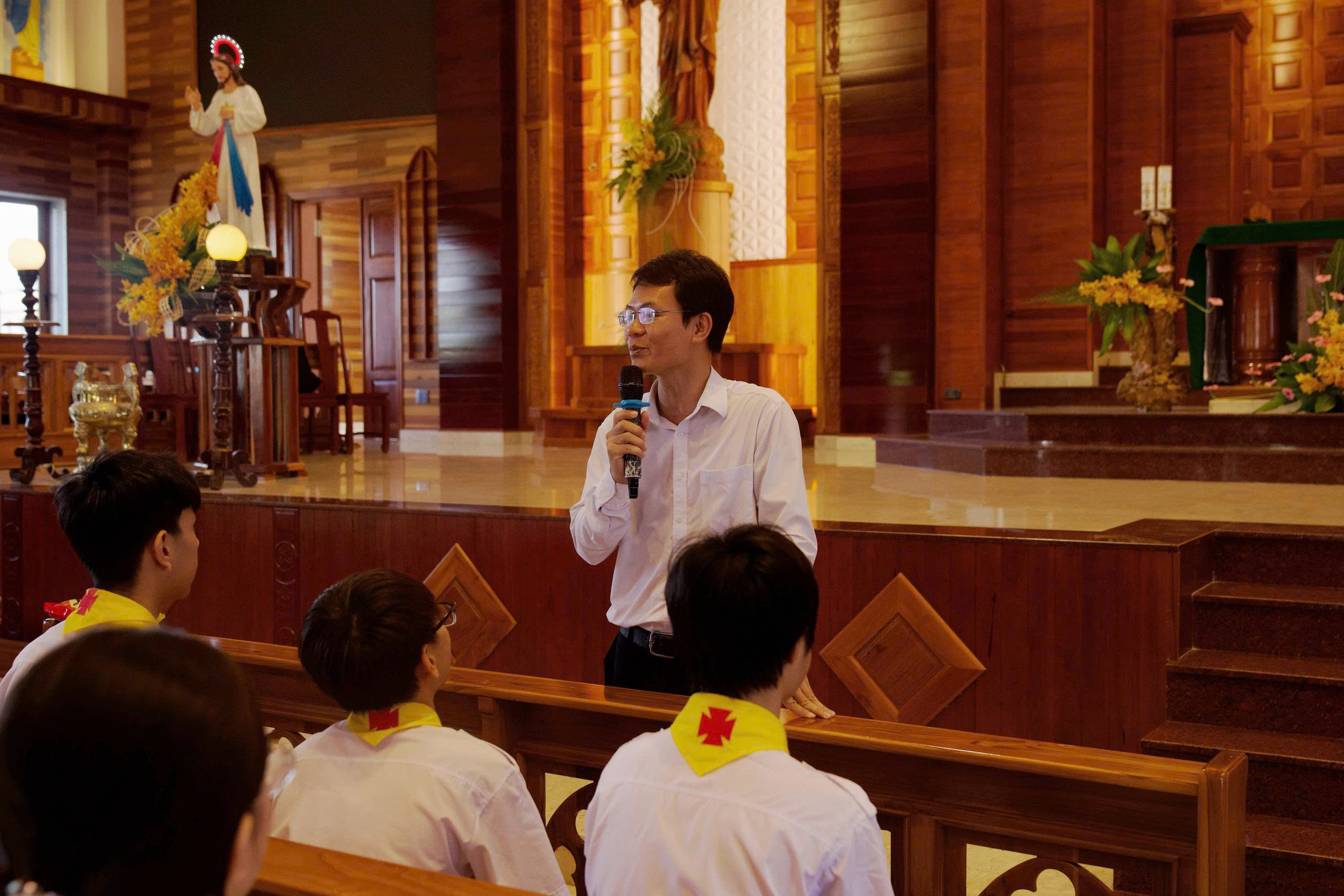 MIT Uni. đồng hành cùng giới trẻ Công giáo: Trang bị tri thức - Kiến tạo tương lai 2 MIT Uni. đồng hành cùng giới trẻ Công giáo: Trang bị tri thức - Kiến tạo tương lai