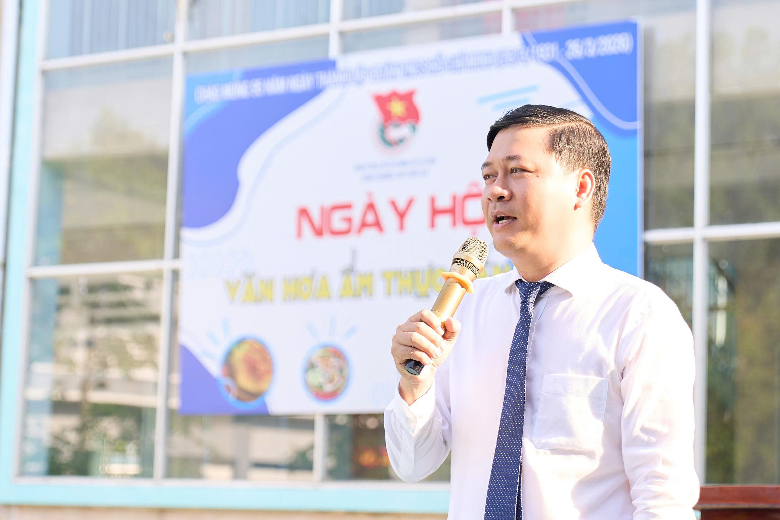 CHƯA BIẾT CHỌN NGÀNH GÌ? ĐỂ MIT UNI. "GỠ RỐI" GIÚP BẠN!