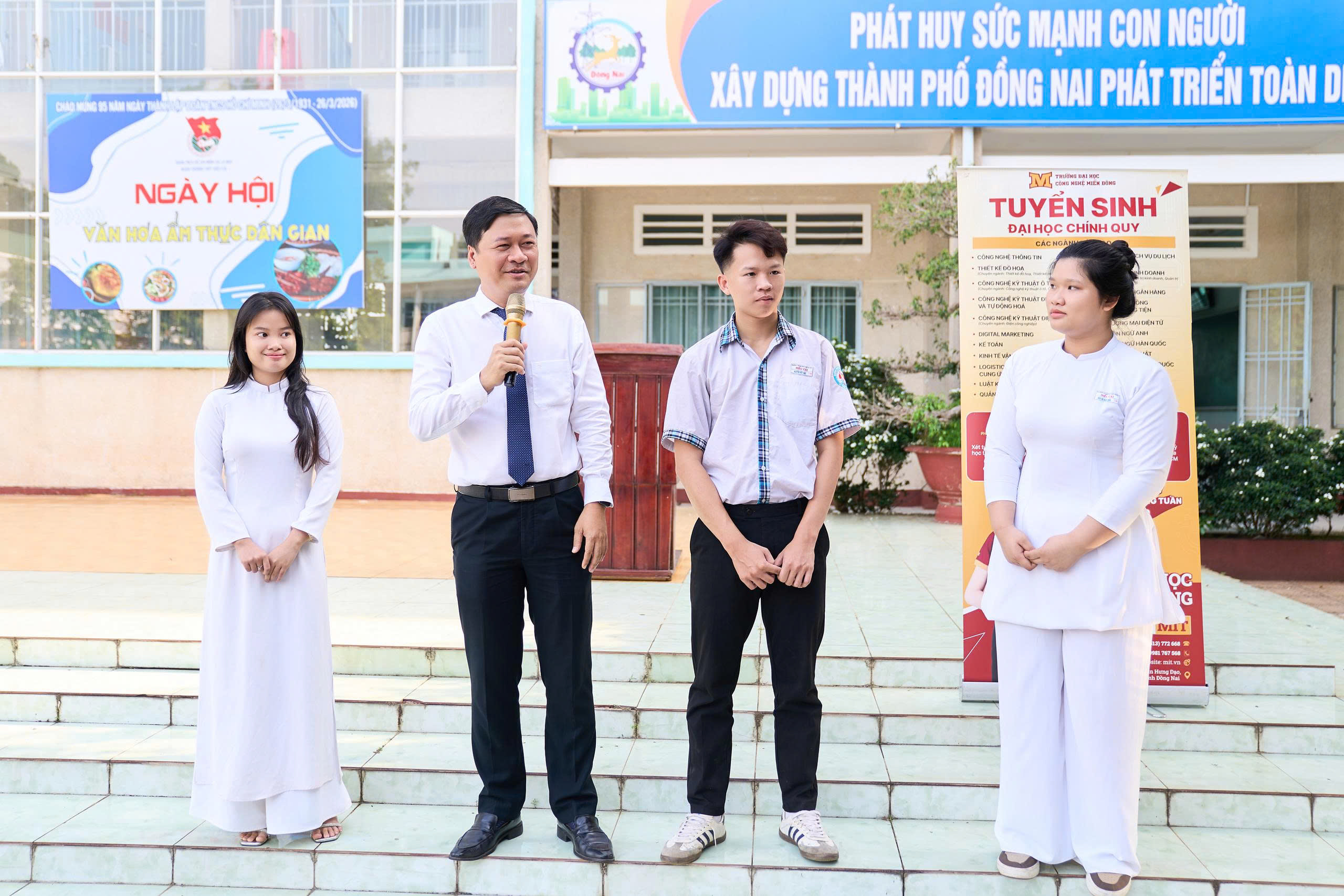 CHƯA BIẾT CHỌN NGÀNH GÌ? ĐỂ MIT UNI. "GỠ RỐI" GIÚP BẠN!