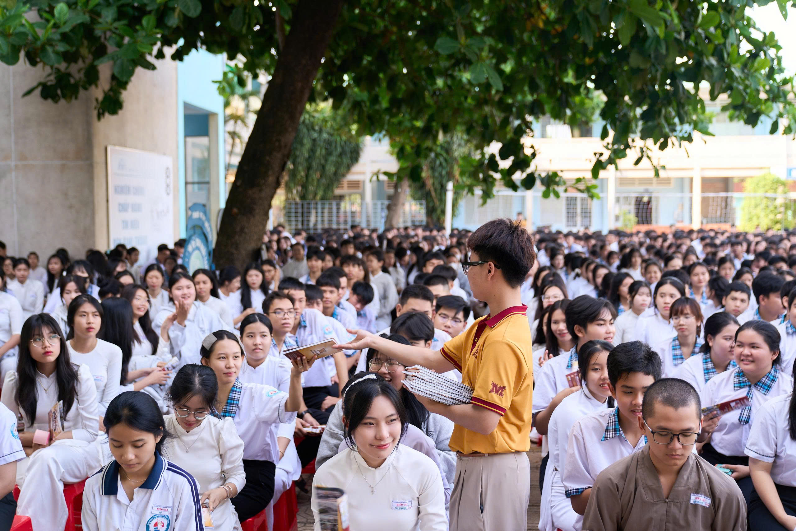 CHƯA BIẾT CHỌN NGÀNH GÌ? ĐỂ MIT UNI. "GỠ RỐI" GIÚP BẠN!