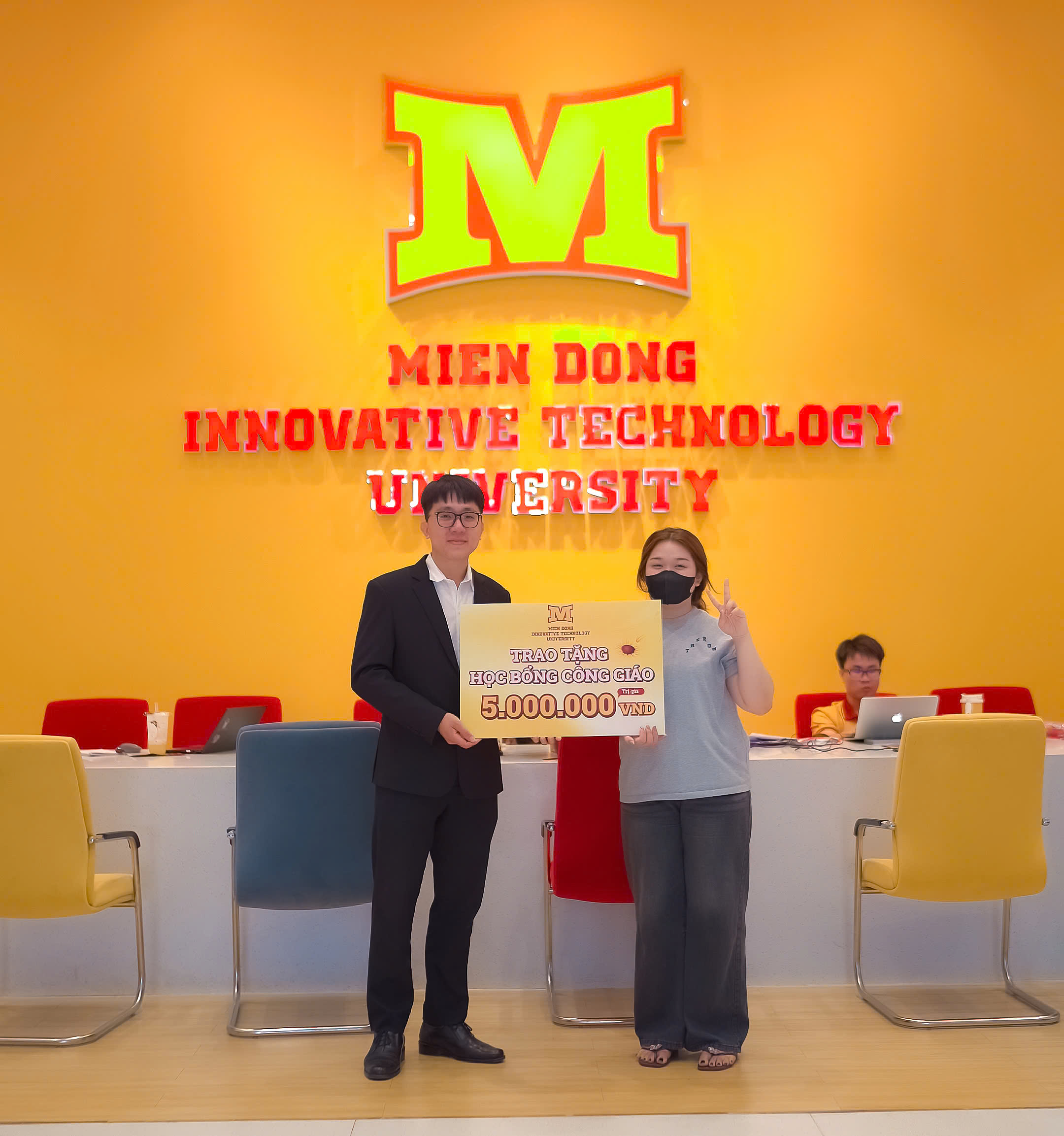 MIT Uni. cảm ơn các bạn học sinh 2k8 đã dành thời gian đến tham quan, trải nghiệm và hoàn tất các thủ tục đăng ký học bổng!