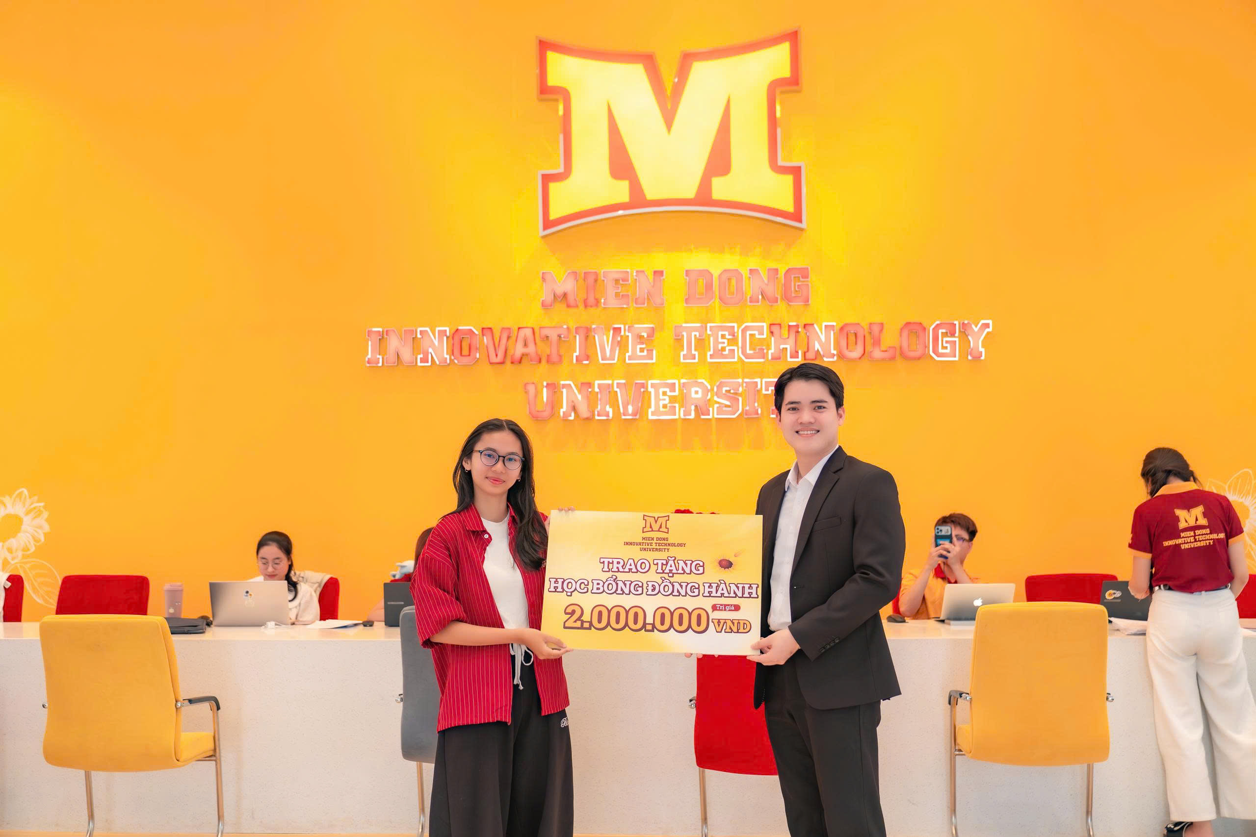 MIT Uni. cảm ơn các bạn học sinh 2k8 đã dành thời gian đến tham quan, trải nghiệm và hoàn tất các thủ tục đăng ký học bổng!