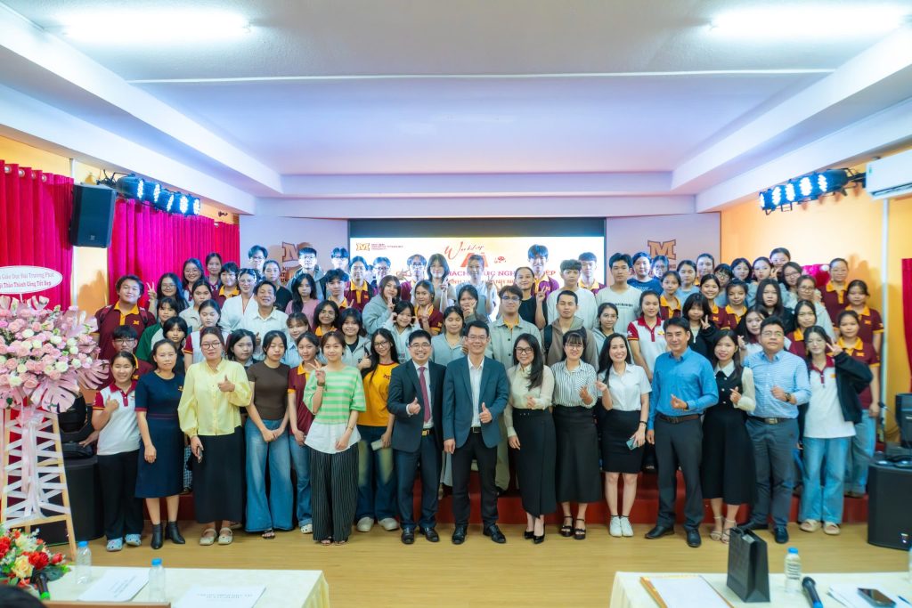 Workshop “AI và Ngôn ngữ” đã khép lại rực rỡ tại Hội trường Einstein - MIT Uni.! 